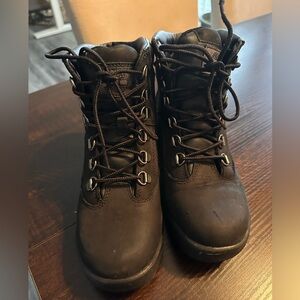 Boys Timberland Boots- Size 4